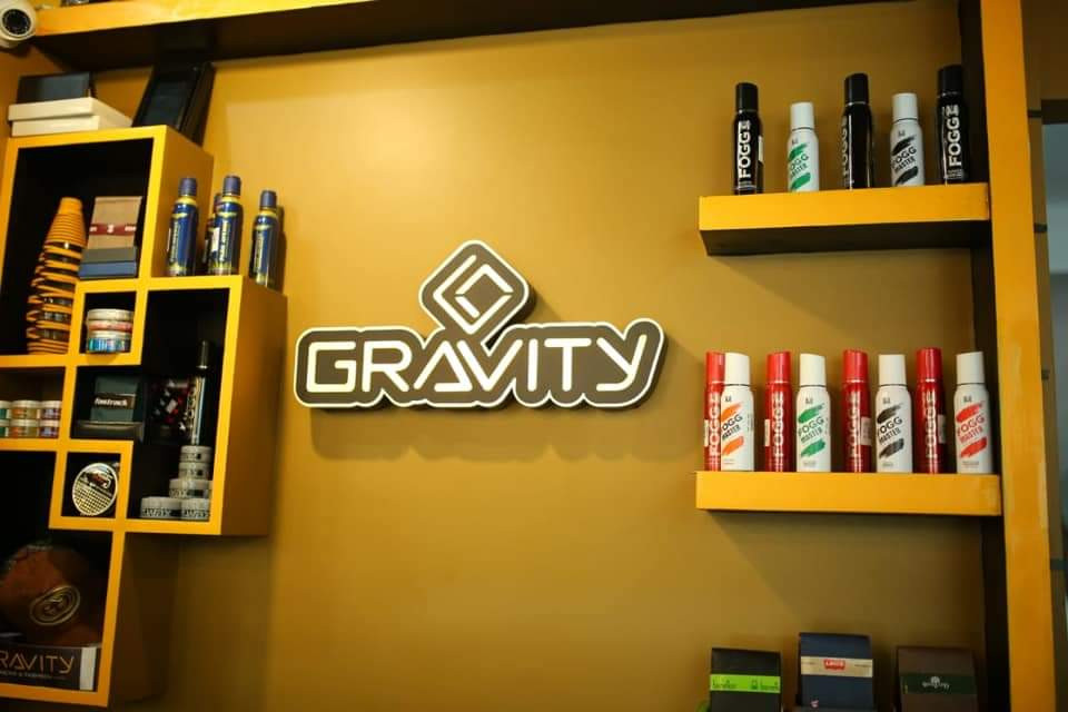 Gravity Mens & Fashion
