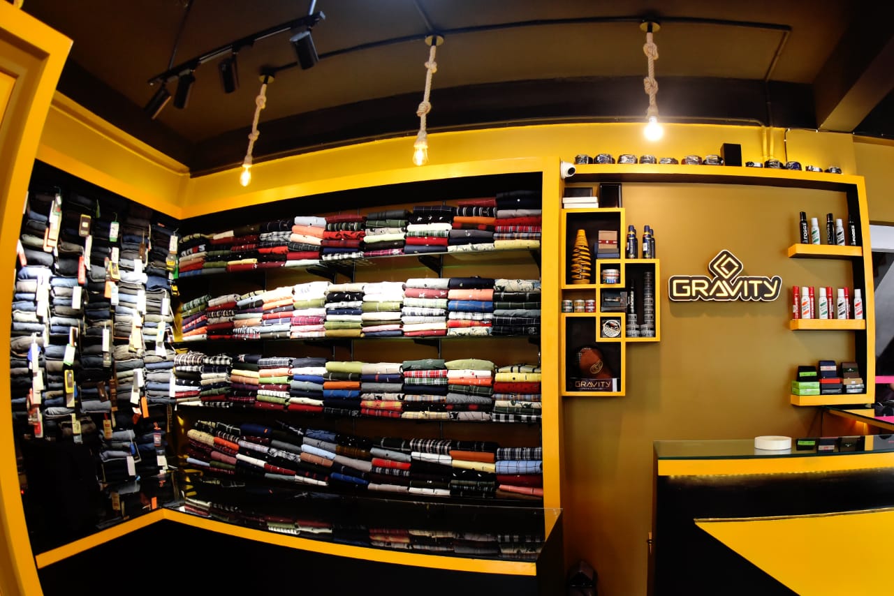 Gravity Mens & Fashion